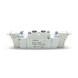 5220A  1/8" 5/2 Çift Bobin 24vdc  1mt Kablolu Valf 5220A  1/8" 5/2 Çift Bobin 24vdc  1mt Kablolu Valf